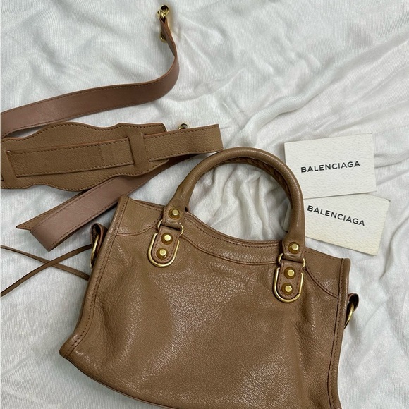 BALENCIAGA MINI METALLIC EDGE CITY BAG NUDE - Picture 2 of 14